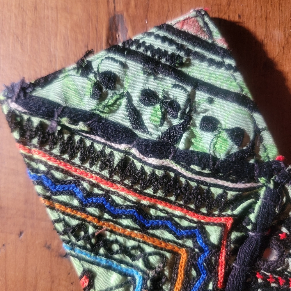 🌋👽 Free People Boho Embroidered Repurposed vtg banjara hippie Wallet card case - Picture 11 of 16